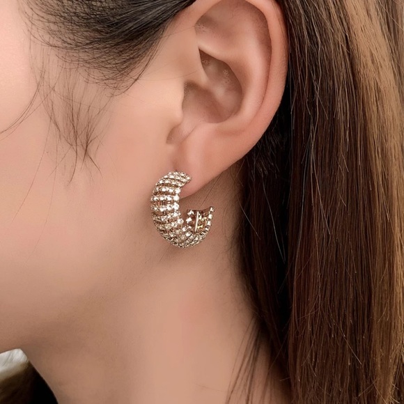 New 18k gold plated diamond earrings - Picture 4 of 5